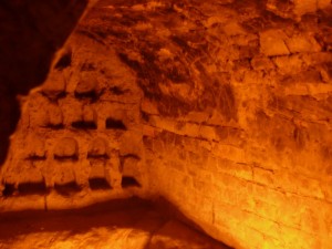 Костница в пещерах Церковщины