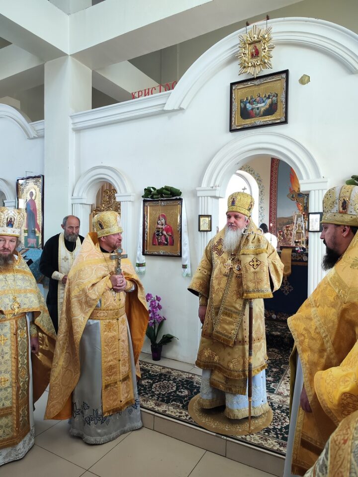 Єпископ Гостомельський Тихон звершив святкову літургію в храмі міста Буча