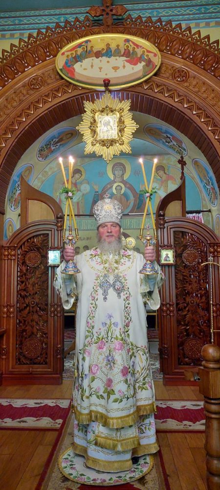 Божественна Літургія у Престольне свято на честь Святителя Миколая Чудотворця