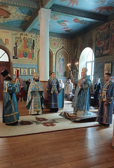 Божественна Літургія у свято Різдва Пресвятої Богородиці і Пріснодіви Марії